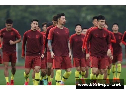中国足球队新款训练服发布：扬眉吐气展新风！
